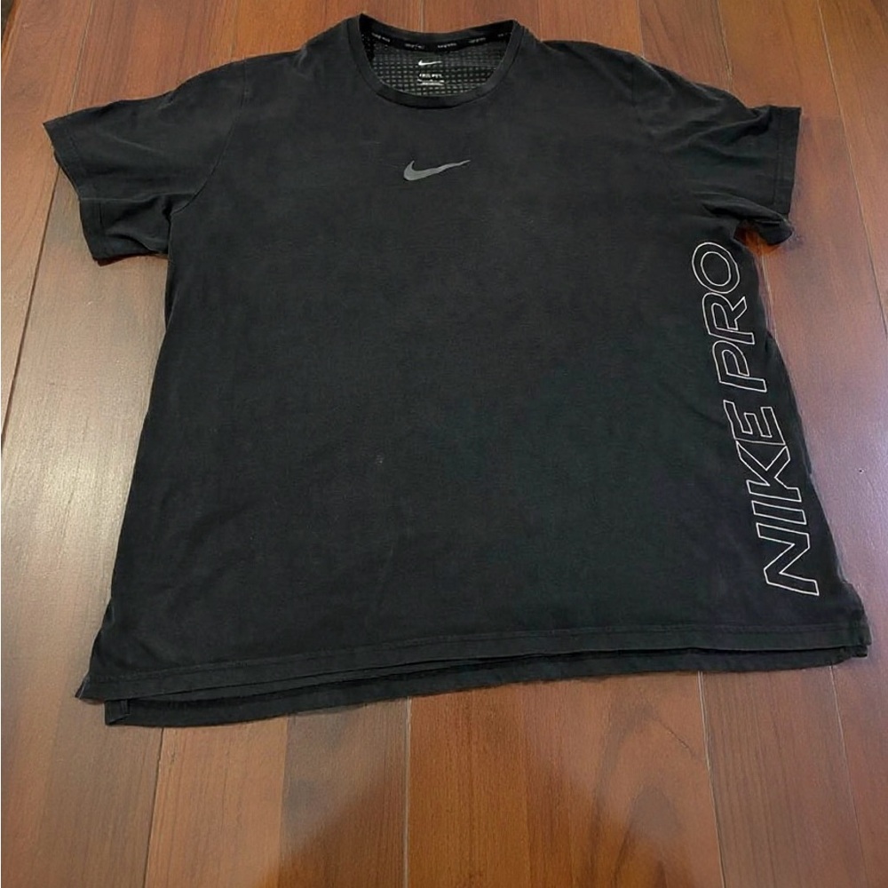 Nike Pro Charcoal Men's Short Sleeve Tee - Picture 3 of 6